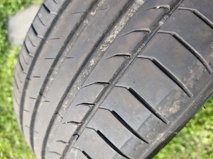 Vand set 4 anvelope Trazano 235/45 R19, rulate un sezon - imagine 5