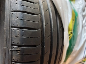 Vand set 4 anvelope Trazano 235/45 R19, rulate un sezon