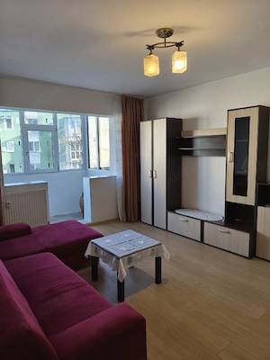 Inchiriez apartament 2 camere, Craiovița Noua