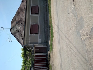 Vand 2 case in localitatea Gurbediu