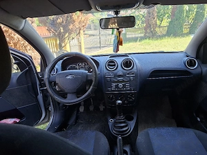 vand ford fiesta - imagine 2