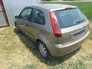 Dezmembram Ford fiesta 1.4 tdci 2003 cupe - imagine 2