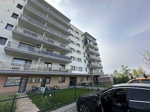 Apartament cu 2 camere și loc de parcare inclus 470  luna