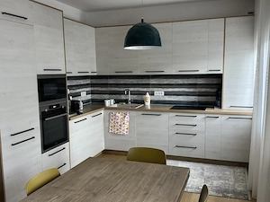 Casa 3 Camere, Bucatarie, 3 Bai, Terasa, Gradina, 1 Loc de Parcare - imagine 3