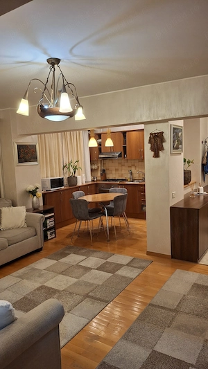 De vanzare apartament 2 camere sector 3 - imagine 4