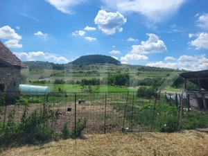 Casa de vanzare, 89 mp + teren de 4.200 mp - Cornești - imagine 8