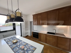 Apartament 4 camere, garaj inclus + 1 parcare - zonă ultracentrală - imagine 5