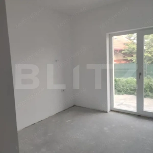 Apartament tip spațiu comercial cu terasă, 64 mp – zona Hlincea - imagine 8