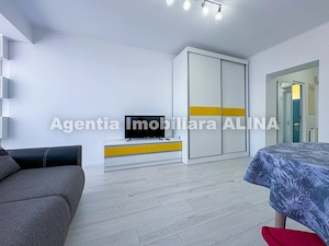 Garsoniera in Deva, zona ultracentrala, Bld. Iuliu Maniu, 22 mp + balcon, etaj 3. - imagine 9