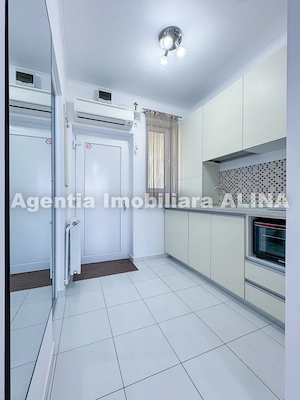 Garsoniera in Deva, zona ultracentrala, Bld. Iuliu Maniu, 22 mp + balcon, etaj 3. - imagine 17
