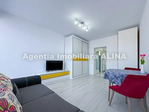 Garsoniera in Deva, zona ultracentrala, Bld. Iuliu Maniu, 22 mp + balcon, etaj 3. - imagine 7