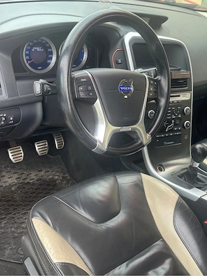 volvo xc60 - imagine 4
