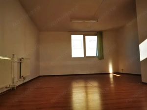 Ultracentral - Vanzare casa 9 camere - Str. Tusnad - imagine 2