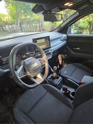Vand Dacia Duster 2025 - imagine 5