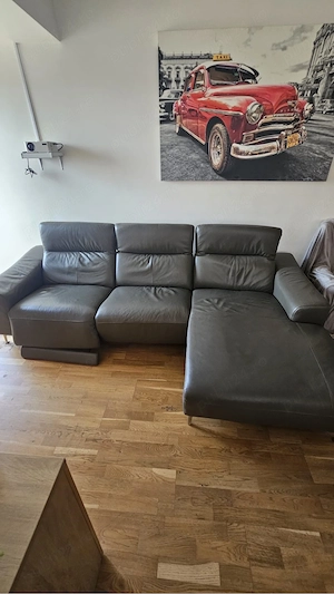 Vând canapea din piele