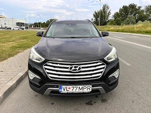 Hyundai Grand Santa Fe 6 locuri, 2.2 CRDi 4WD Automatik - imagine 2