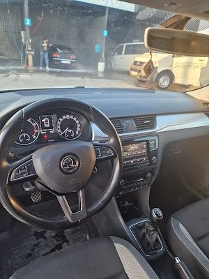 Skoda Rapid  - imagine 4