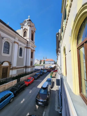 Comision zero! Închiriez birou în Piața Unirii