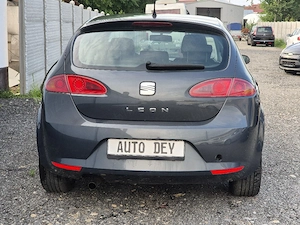 Seat Leon 1.4 benzina - imagine 8