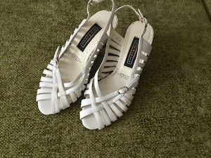 Sandale din piele naturala 5th Avenue, marime 36