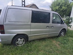 Dezmembrez Mercedes vito  - imagine 2