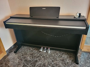 Pian Yamaha Arius YDP-142
