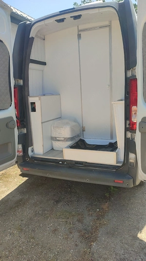 Opel Vivaro 2012 Autorulota - imagine 3