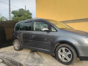 de vanzare wv turan 2.0 tdi