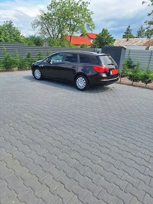 Opel  astra j 1.7  - imagine 2