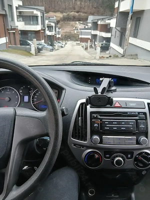 Vând Hyundai i 20 stare foarte bună  - imagine 6
