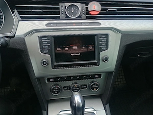 VW Passat B8 2.0 Diesel DSG 150 CP - imagine 6