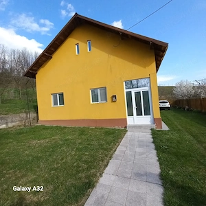 Vând casă cu teren aferent, proprietate particulară. - imagine 2