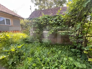 Casa individuala de vanzare, 83 mp + 1700 mp teren - Mociu - imagine 3
