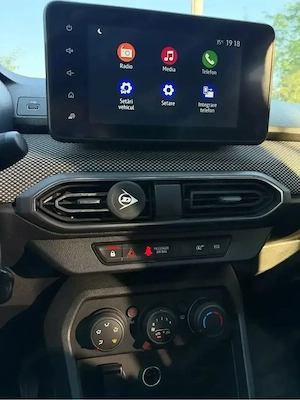 Dacia Logan 2022   1.0 TCe + GPL de fabrica   Navigatie   Aer functional , Geamuri și oglinzi elec + - imagine 3