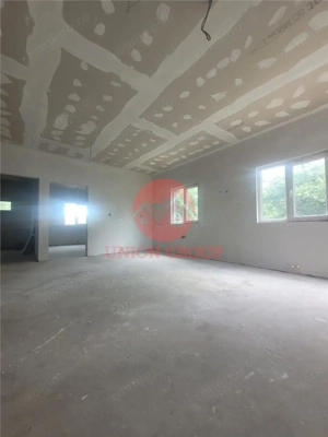 Casa de Vanzare Lumina Finisata la Cheie, Aproape de Centru - imagine 4