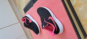 Adidasi unisex Nike 37.5-38