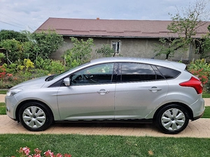 Ford Focus Benzina 2013 - imagine 6