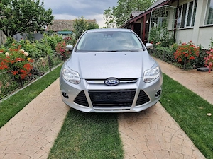 Ford Focus Benzina 2013 - imagine 8