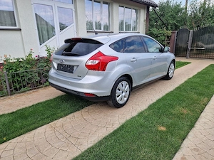 Ford Focus Benzina 2013 - imagine 3