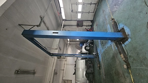 Vand elevator AGM de 4T - trifazat