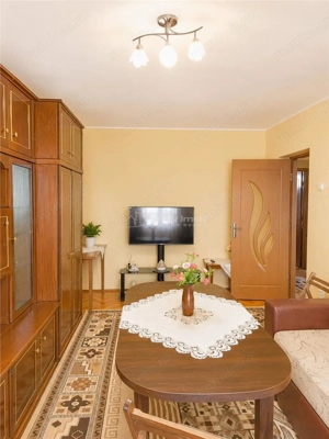 Ulmeni Apartament 3 Camere Etaj 1 cu garaj si boxa - imagine 5