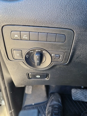 Vând Mercedes-Benz Vito 8+1 automată  - imagine 8