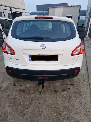Vând Nissan Qashqai 2013 1.5 dci - imagine 2