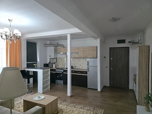 Proprietar, inchiriez Apartament modern cu 2 camere, complet mobilat și utilat, la intrare in Giroc  - imagine 7