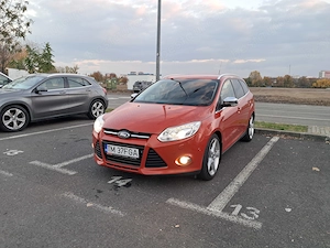 Ford Focus Turnier 1.6 Turbo 182 cai St.Champions - imagine 8