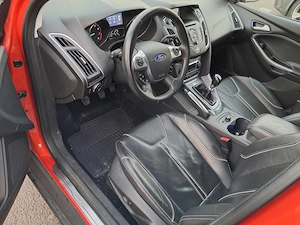 Ford Focus Turnier 1.6 Turbo 182 cai St.Champions - imagine 13