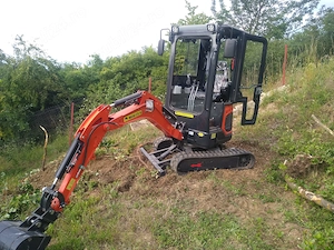 mini excavator stx 16