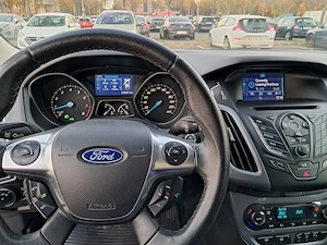 Ford Focus Turnier 1.6 Turbo 182 cai St.Champions - imagine 15