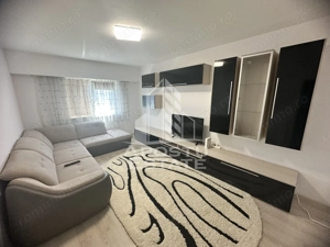 Apartament cu 3 camere, Renovat,  zona Soarelui, Centrala proprie