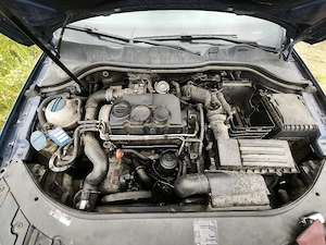 dezmembrez Passat b6  - imagine 5